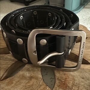 LIKE NEW Calvin Klein Jeans leather belt
